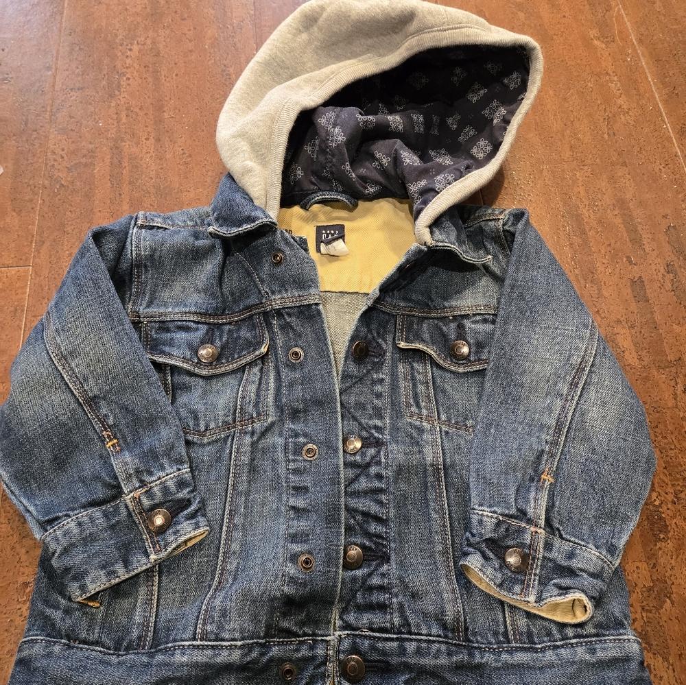 Baby Gap Toddler Hooded Jean Jacket Size 4t